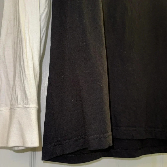 Levi’s Long Sleeve Tee - Picture 3 of 5